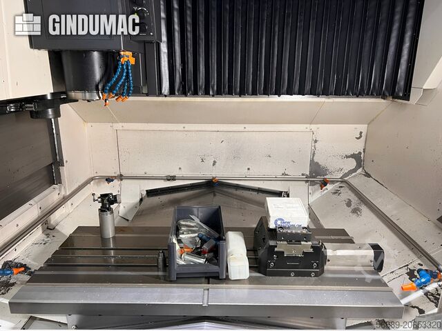 Függőleges megmunkáló központ Okuma Genos M560-V-e