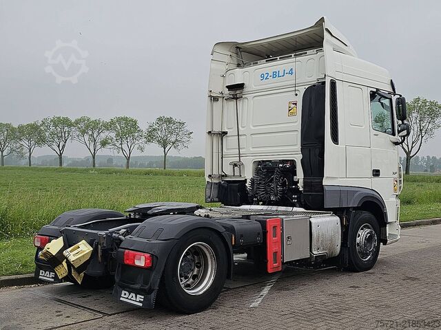 Standard-SZM DAF XF 450 SPACECAB