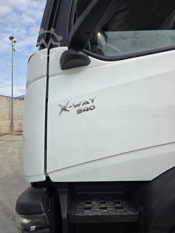 SCARRABILE Iveco X WAY 350X54