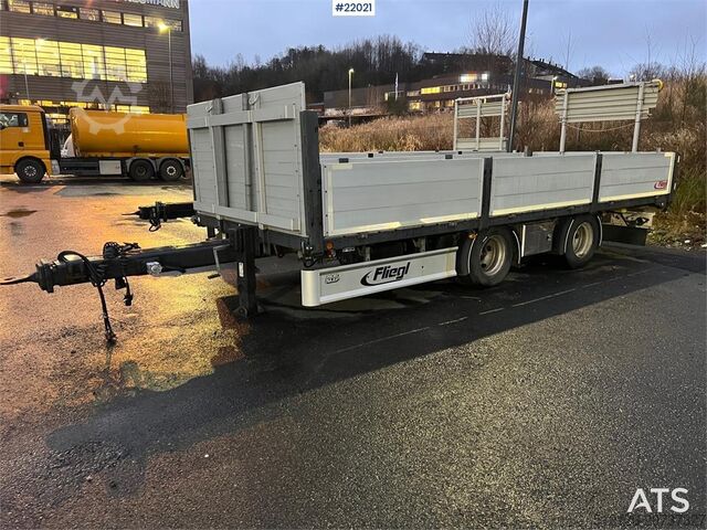 Flatbed Fliegl Fahrzeugbau tps 200 2 axle flatbed trailer w/Folda