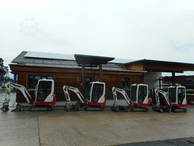 Minibagr Takeuchi TB 216 mit POWERTILT
