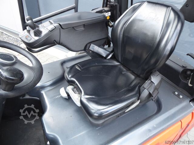 Stivuitor electric cu 4 roți Linde E20PL-02