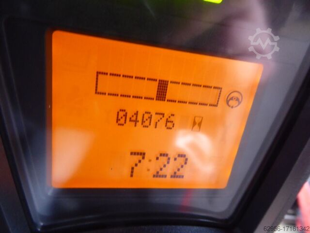 Stivuitor electric cu 4 roți Linde E20PH-02