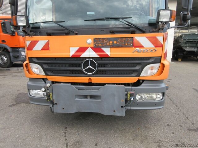 Three-sided tipper truck mercedes-benz 1218 Atego 3-S-Ki, Kran,Greifersteuerung,Doka