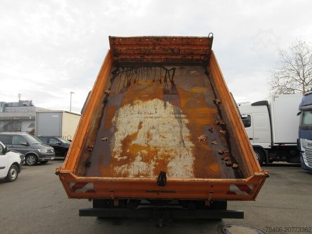 Three-sided tipper truck mercedes-benz 1218 Atego 3-S-Ki, Kran,Greifersteuerung,Doka