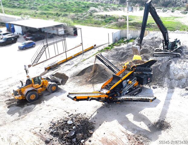 Maszyna przesiewająca FABO Tracked Screening Plant Mobile Screening Plant FTB-1550