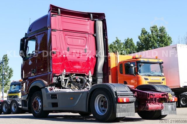 Standard tractor unit MERCEDES-BENZ Actros 1845 Blatt/Luft XL-Tank Kühlbox Euro 6