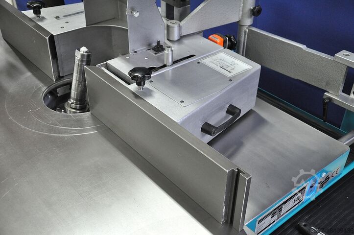 Freesmachine met draaibare as Martin T26 Duocontrol