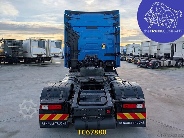 Standard-SZM Renault T 520