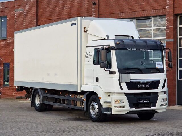 Koffer MAN TGM 18.290 4x2 - Sleepercab - Box with sidedoor...
