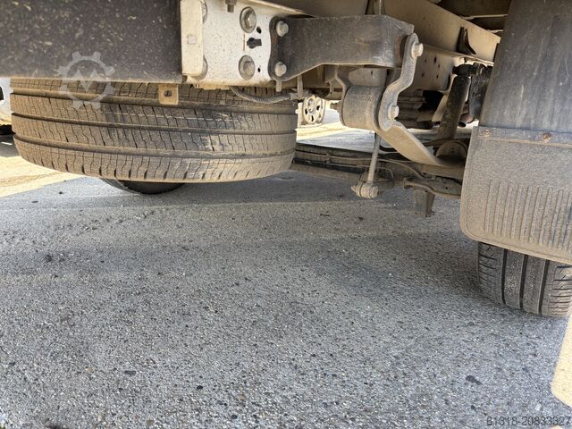 Panel van Ford CAN78Y 2.0 L 96 kW TDCi