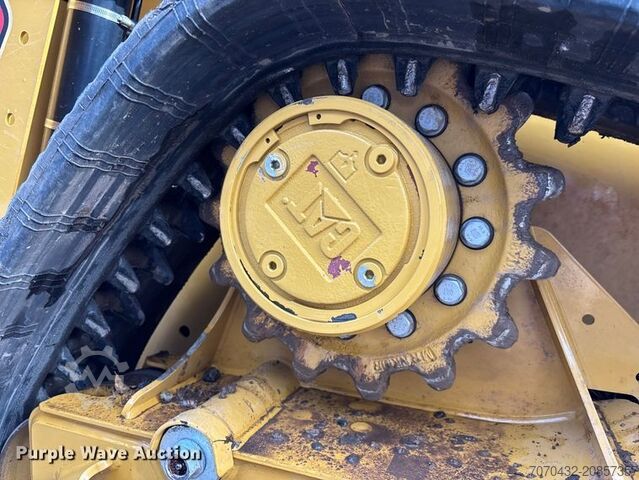 255-ös lánctalpas rakodógép Caterpillar 25o