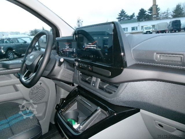 Minibus FORD Tourneo Custom L1 Sport PHEV AHK Exklusiv 360Kam