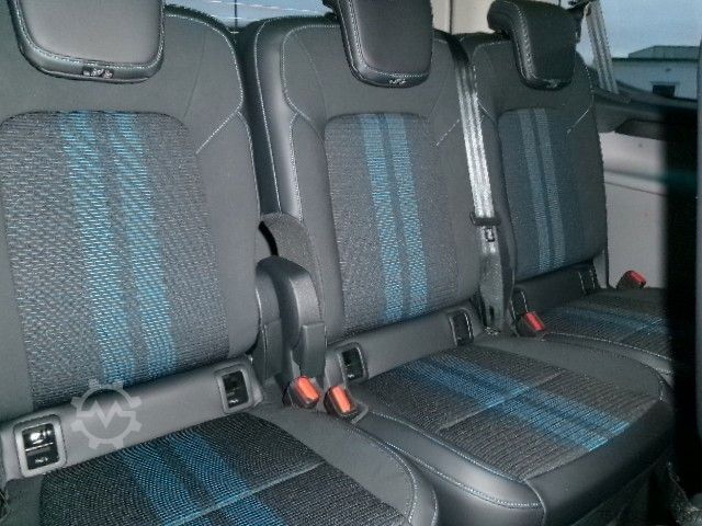 Minibus FORD Tourneo Custom L1 Sport PHEV AHK Exklusiv 360Kam