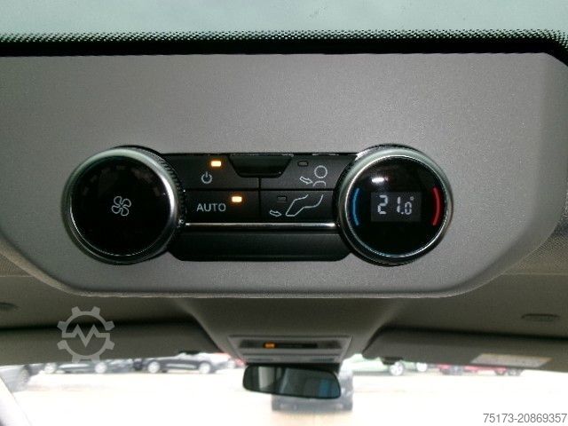 Minibus FORD Tourneo Custom L1 Sport PHEV AHK Exklusiv 360Kam