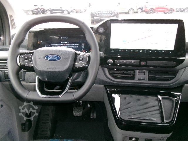 Minibus FORD Tourneo Custom L1 Sport PHEV AHK Exklusiv 360Kam