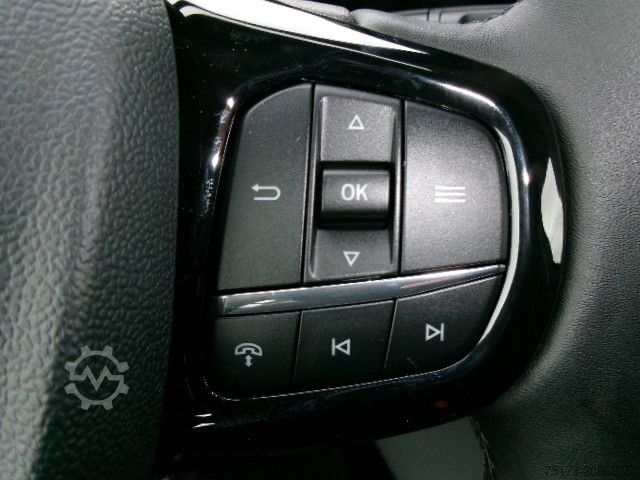 Minibus FORD Tourneo Custom L1 Sport PHEV AHK Exklusiv 360Kam