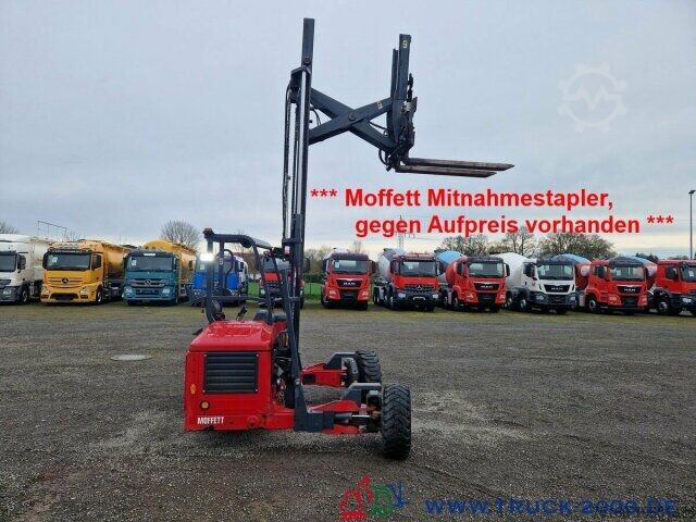 Remolque abierto con toldo RUFA Liftachse + Stapleraufnahme +Schiebeplane