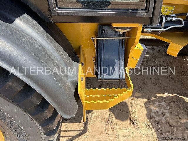 Radlader Caterpillar 906