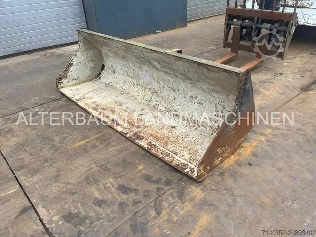 Teleskoparmstapler Manitou MRT2150+ PLUS PRIVILEGE