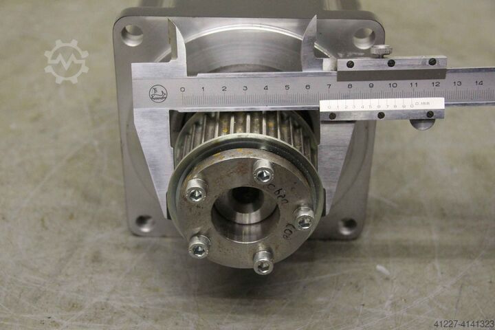 Servomotore 3,97 kW 2500 Rpm Beckhoff AM3065-OM41-0000