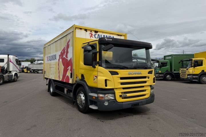 Camión plataforma con toldo Scania P230 LB 4x2 Plane/HB / Swiss-Vehicle