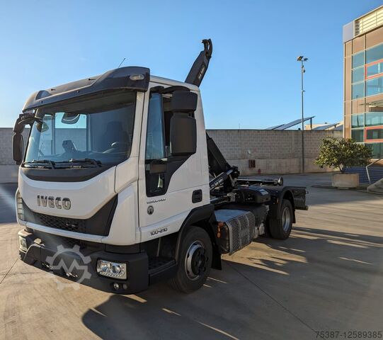Chassi Iveco 100E21