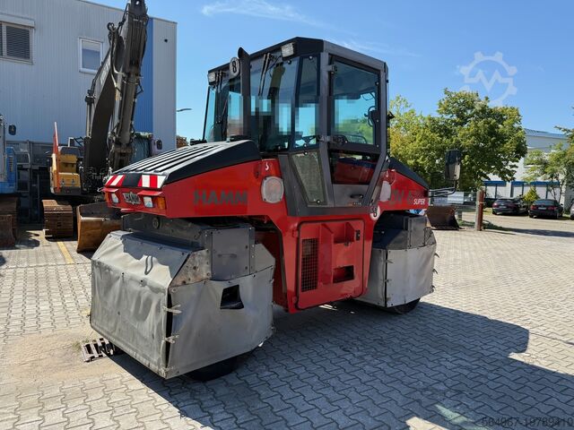 Wals Hamm DV6 KK Super Gummiradwalze