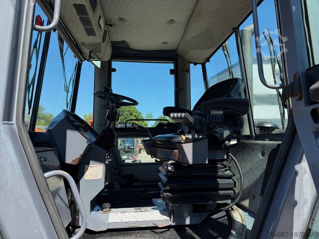 Wals Hamm DV6 KK Super Gummiradwalze