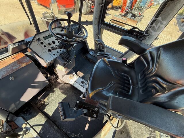 Wals Hamm DV6 KK Super Gummiradwalze