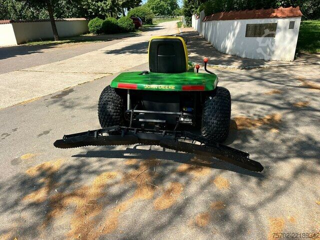 Varevogn John-Deere 1200A Bunkerharke Motorrechen