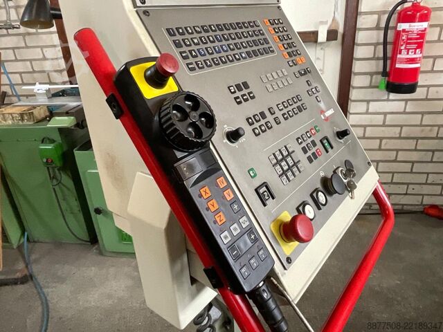 Vertikales Bearbeitungszentrum HERMLE C 600 V