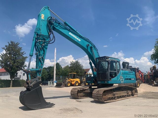 Pásový bagr DOOSAN DX255LC