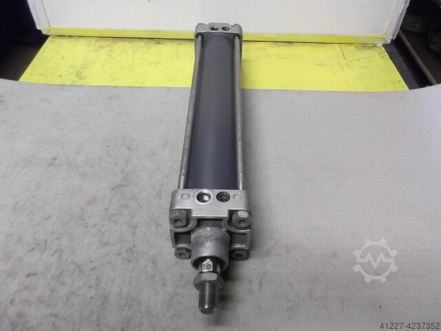 Pneumatische cilinders unbekannt Hub 353 mm