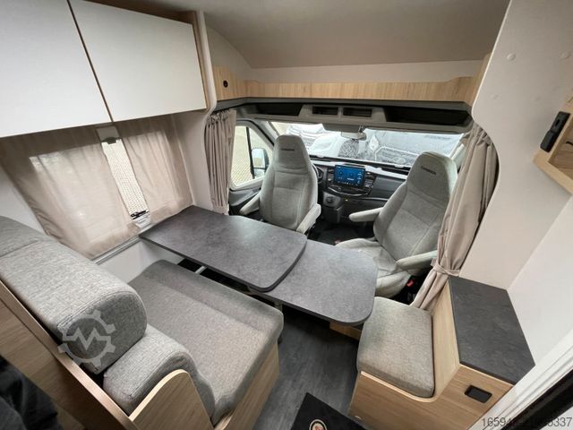 Half-integraal camper CHAUSSON S 697 First Line | Automatik | Mietflotte