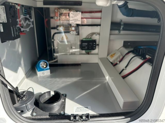 Alkoof camper PHOENIX Midi Alkoven 6700 HBL*Purer Luxus/Kompakt