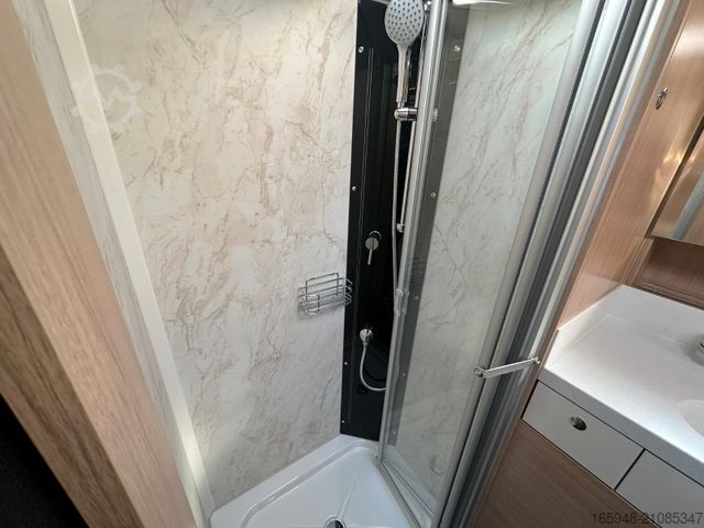 Alkoof camper PHOENIX Midi Alkoven 6700 HBL*Purer Luxus/Kompakt
