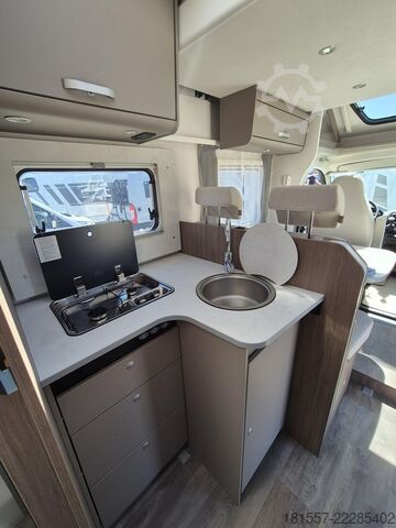 Caravana semiintegrada CARADO pro+ T 447 Hubbett / Markise