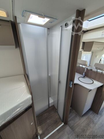 Caravana semiintegrada CARADO pro+ T 447 Hubbett / Markise