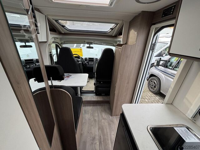 Caravana semiintegrada CARADO pro+ V 132 Pro+, Sonderpreis, sofort verfügbar