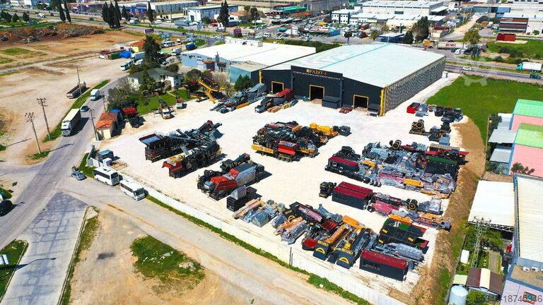 Paletli kırıcı Crawler Mobile Crusher FTB 15-50 CRAWLER CRUSHER