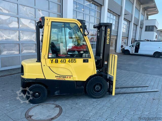Gabelstapler Hyster H2.5FT / Duplex 3,3m / nur 948h / Waage