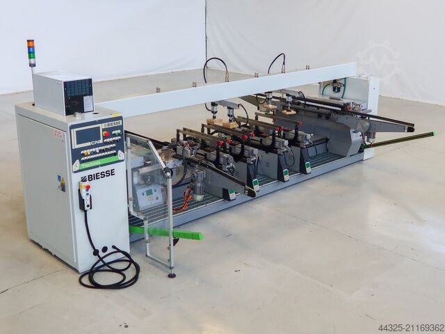 Taladradora de paso continuo BIESSE TECHNO F