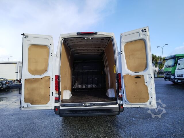 Bestelwagen Iveco Daily 35