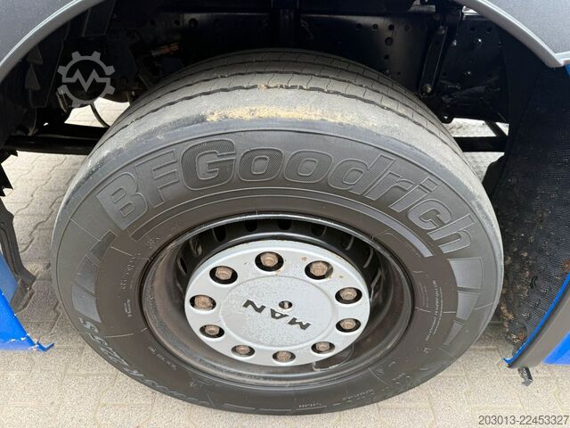 Standard nyergesvontató MAN TGX 18.510 4x2 BL SA SZM Retarder 2 Tank Standkl
