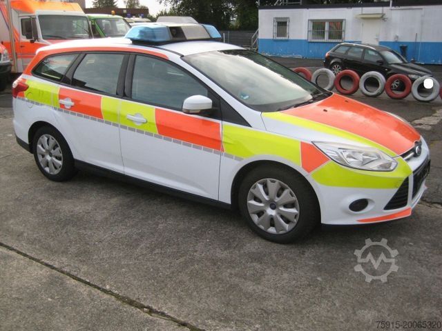 Feuerwehrfahrzeug FORD Focus Kombi Einsatzfahrzeug KdoW / ELW *TÜV NEU*