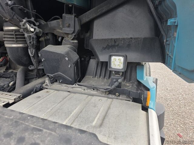 Trattore stradale standard MAN 18.470 TGX XXL Unfall, Retarder, 2 Kreis Hydr.