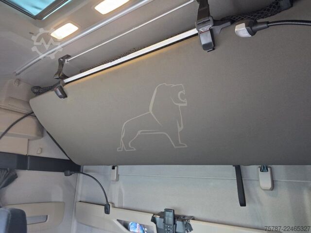 Trattore stradale standard MAN 18.470 TGX XXL Unfall, Retarder, 2 Kreis Hydr.