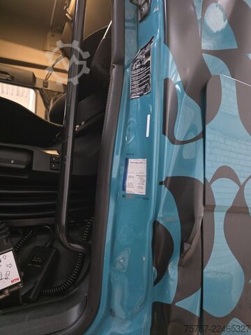 Trattore stradale standard MAN 18.470 TGX XXL Unfall, Retarder, 2 Kreis Hydr.