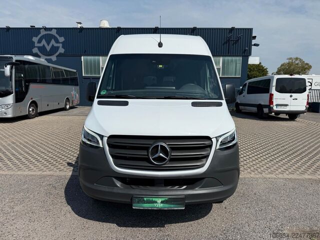 Minibus MERCEDES-BENZ Sprinter 517 Transfer 45 LL 19 +1 Tremonia